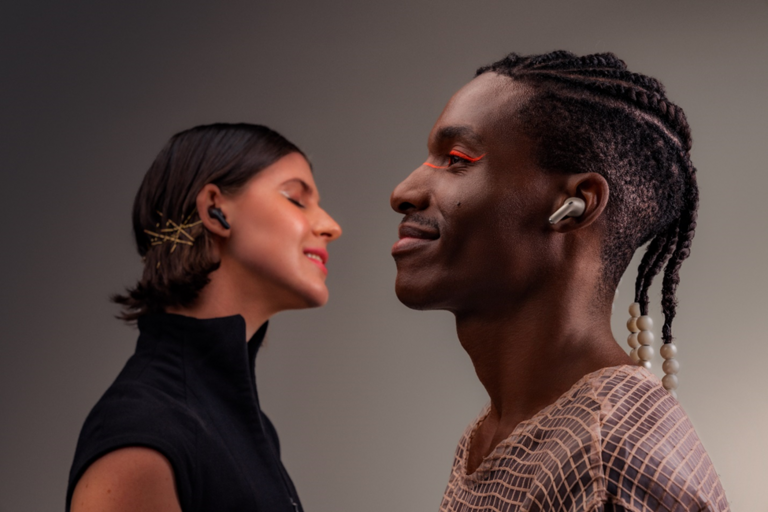 Motorola potencia su experiencia de audio con la nueva familia moto buds y una asociación con Bose